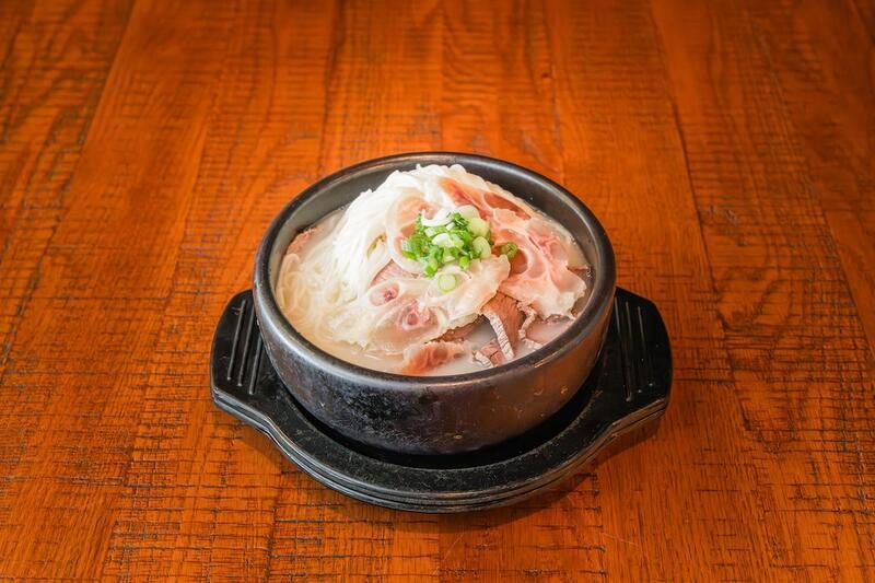 도가니탕 Tendon Soup